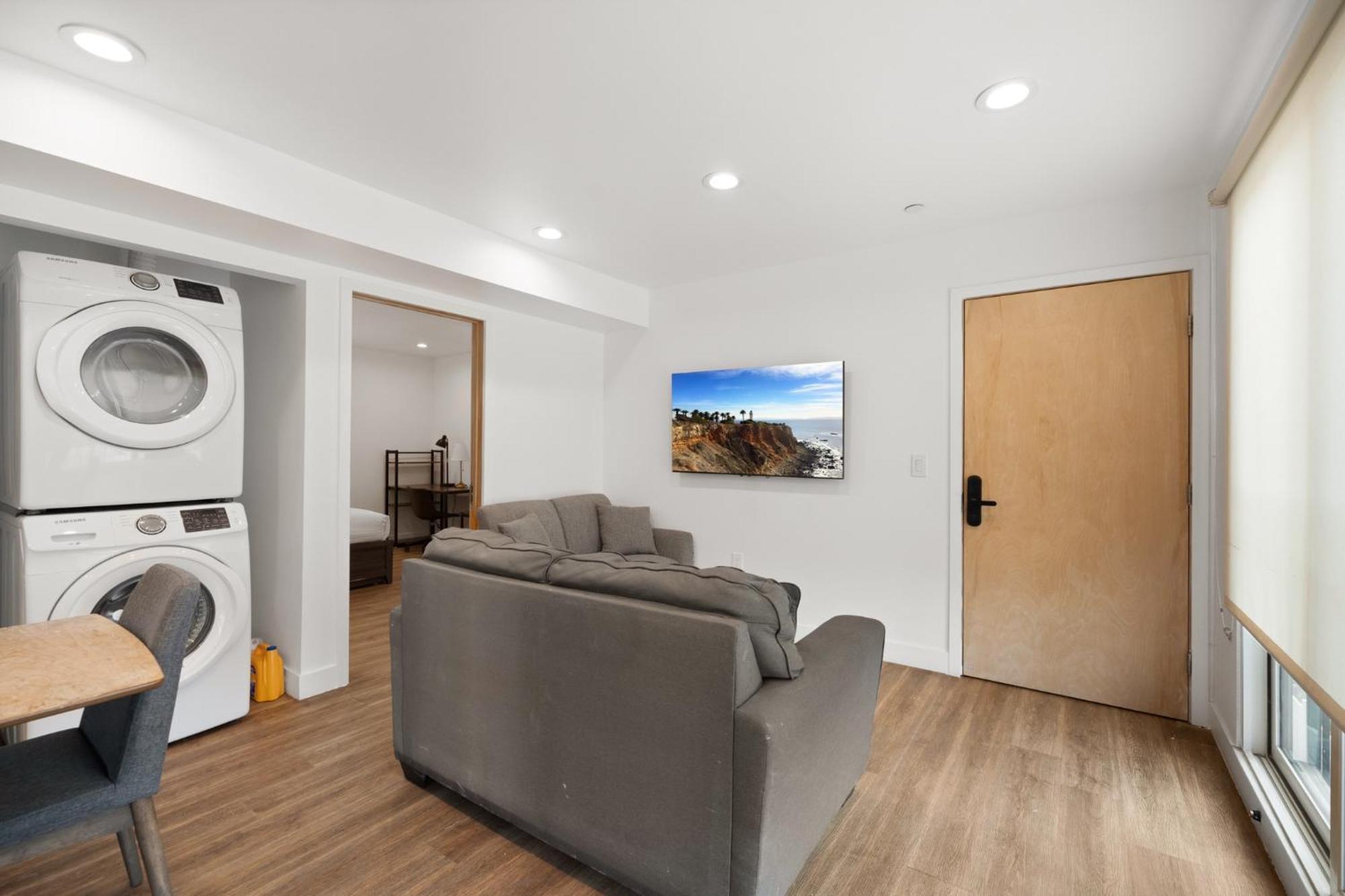 Charming Urban Retreat Near Usc In La- Private Room With Share Living Room With Kitchen Los Angeles Eksteriør billede