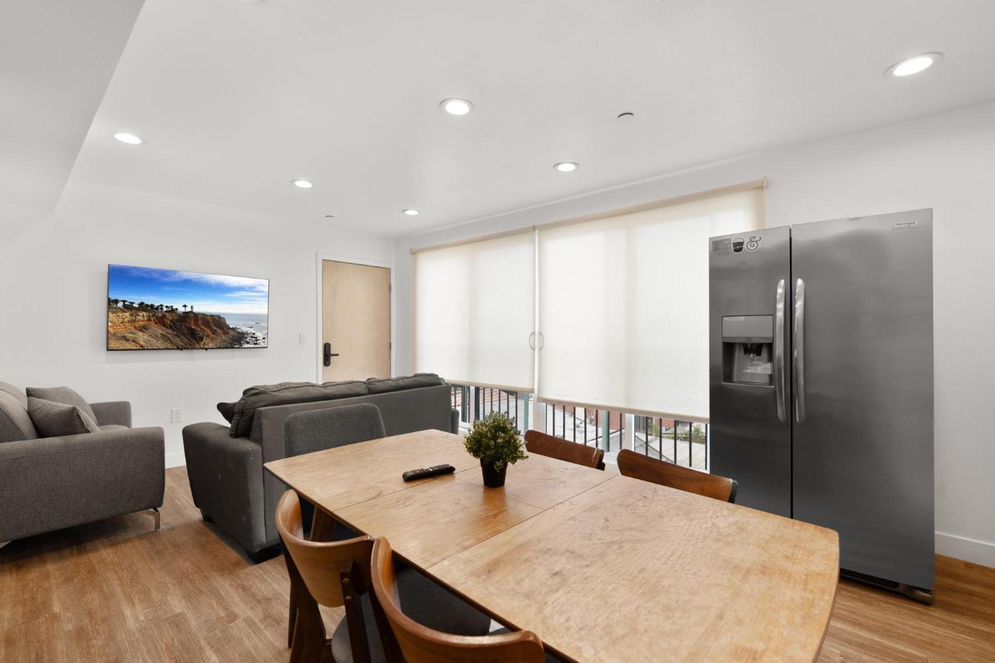 Charming Urban Retreat Near Usc In La- Private Room With Share Living Room With Kitchen Los Angeles Eksteriør billede