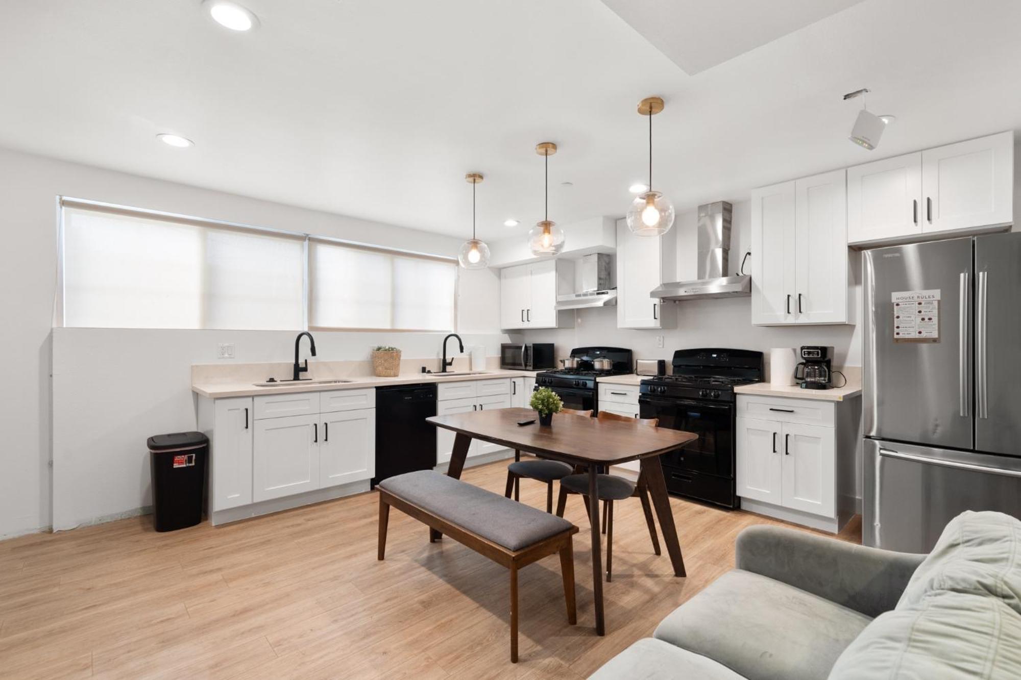 Charming Urban Retreat Near Usc In La- Private Room With Share Living Room With Kitchen Los Angeles Eksteriør billede