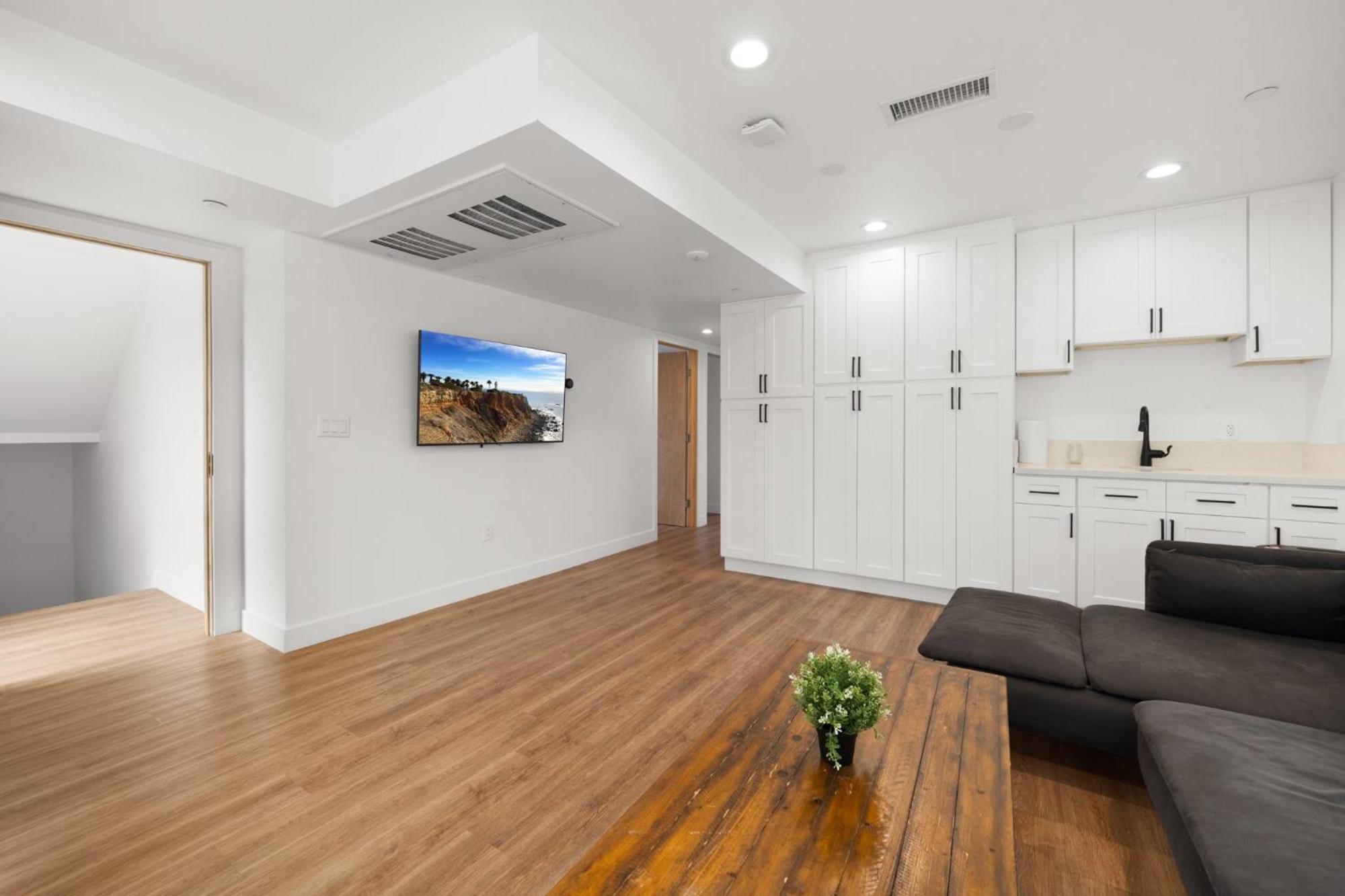 Charming Urban Retreat Near Usc In La- Private Room With Share Living Room With Kitchen Los Angeles Eksteriør billede